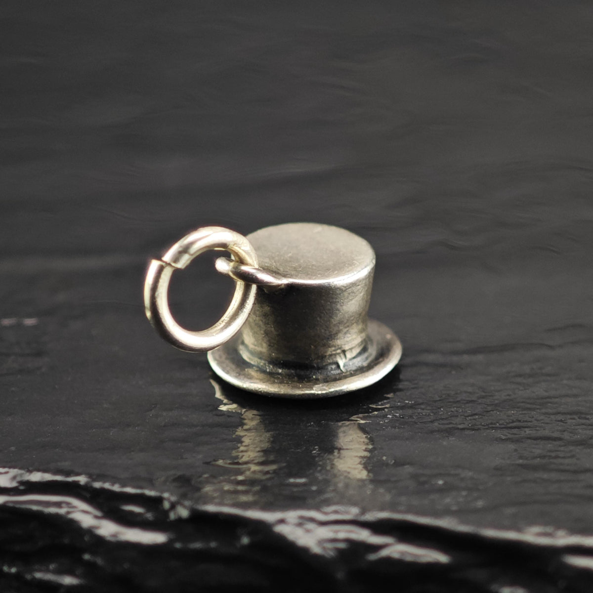 Vintage Retired James Avery Sterling Silver Top Hat Charm P3167