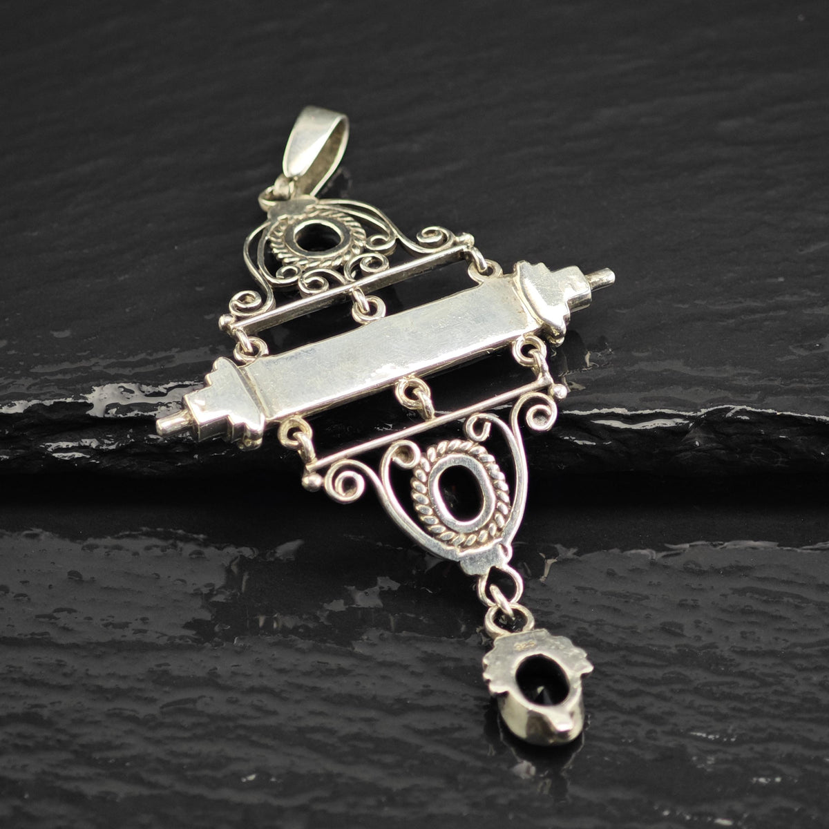 Garnet & Onyx Sterling Silver Pendant P3100