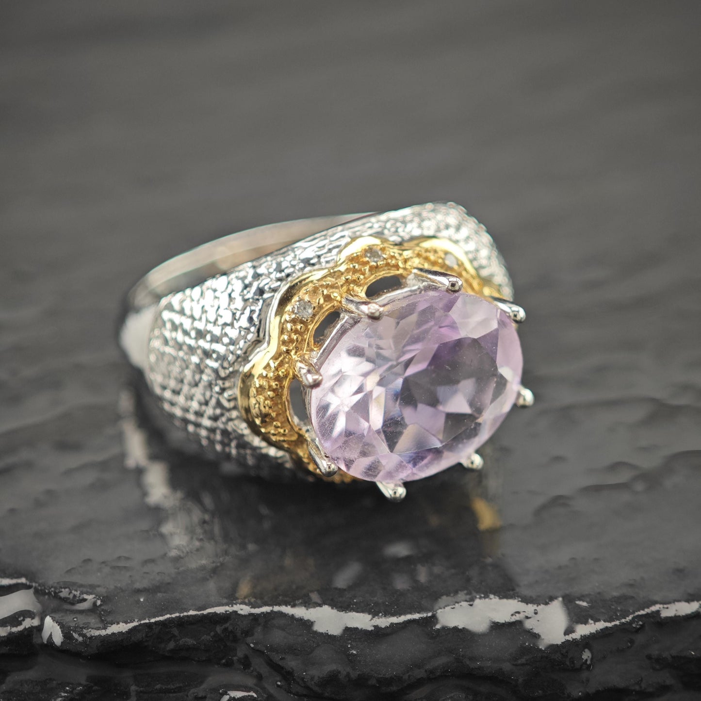Amethyst 10K Gold Ring, Diamond Chips Two Tone Size 8 1/4