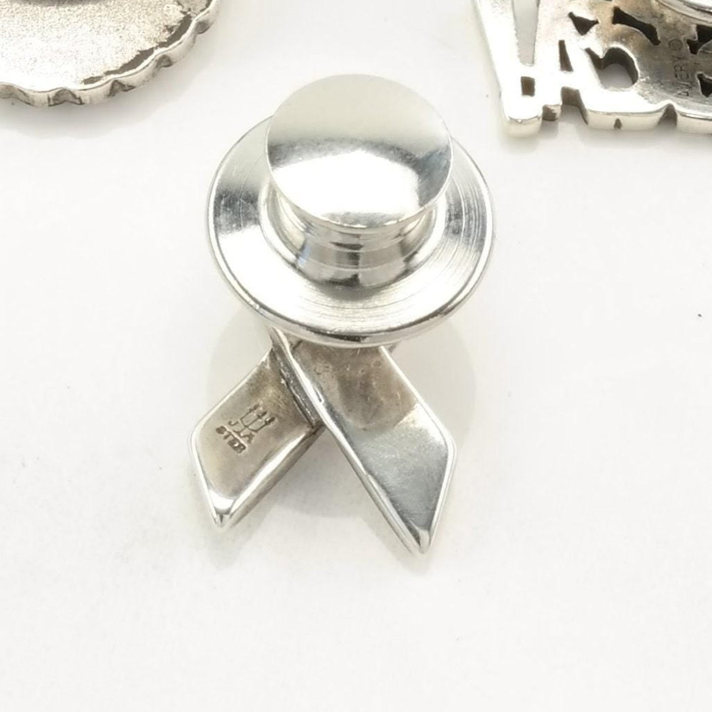 Vintage James Avery Sterling Silver Breast Cancer Support Pin B1724