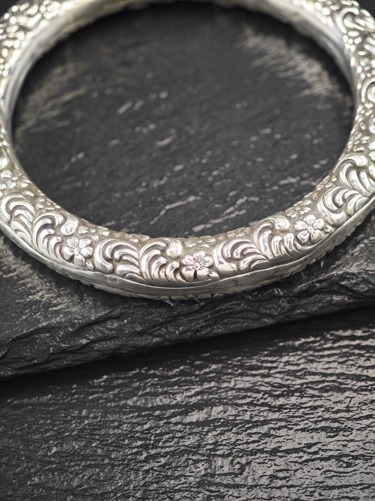 Early Art Nouveau Unger Brothers Repousse Donut Bangle Bracelet Sterling Silver