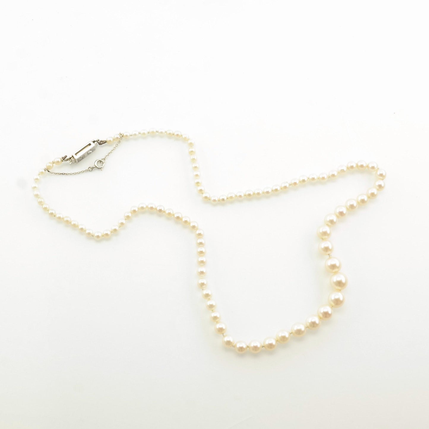 Art Deco Diamond Graduating Pearl Strand Necklace 14k White Gold 17 7/8" N1976