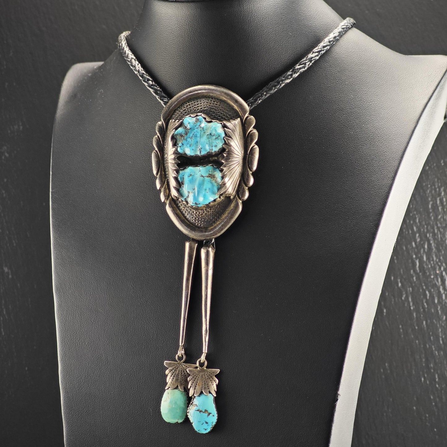 Vintage Turquoise, Zuni Robert & Bernice Leekya Sterling Silver Bolo Tie Necklace N2768