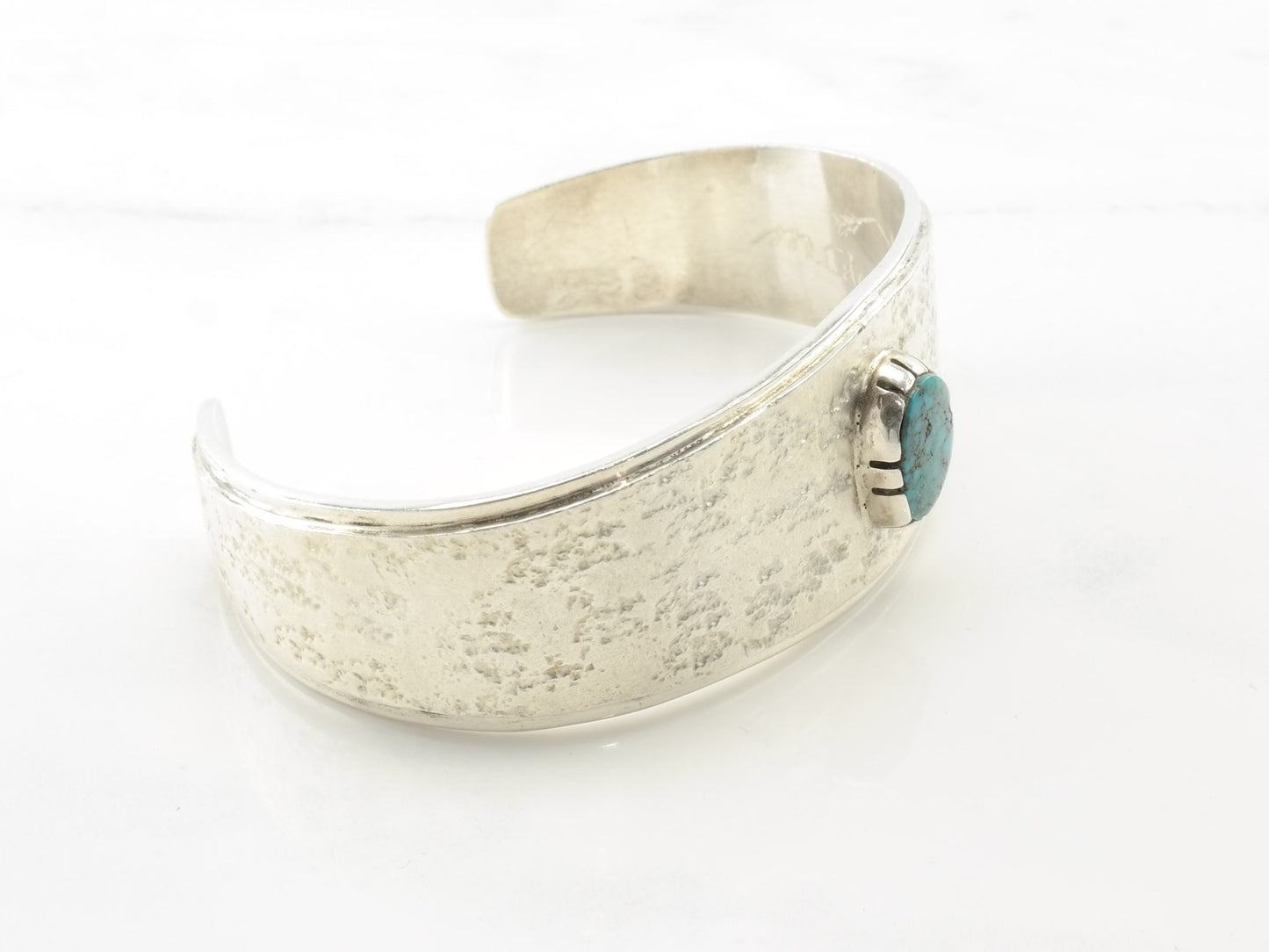 Native American Sterling Silver High Grade Spider Web Turquoise Cuff Bracelet