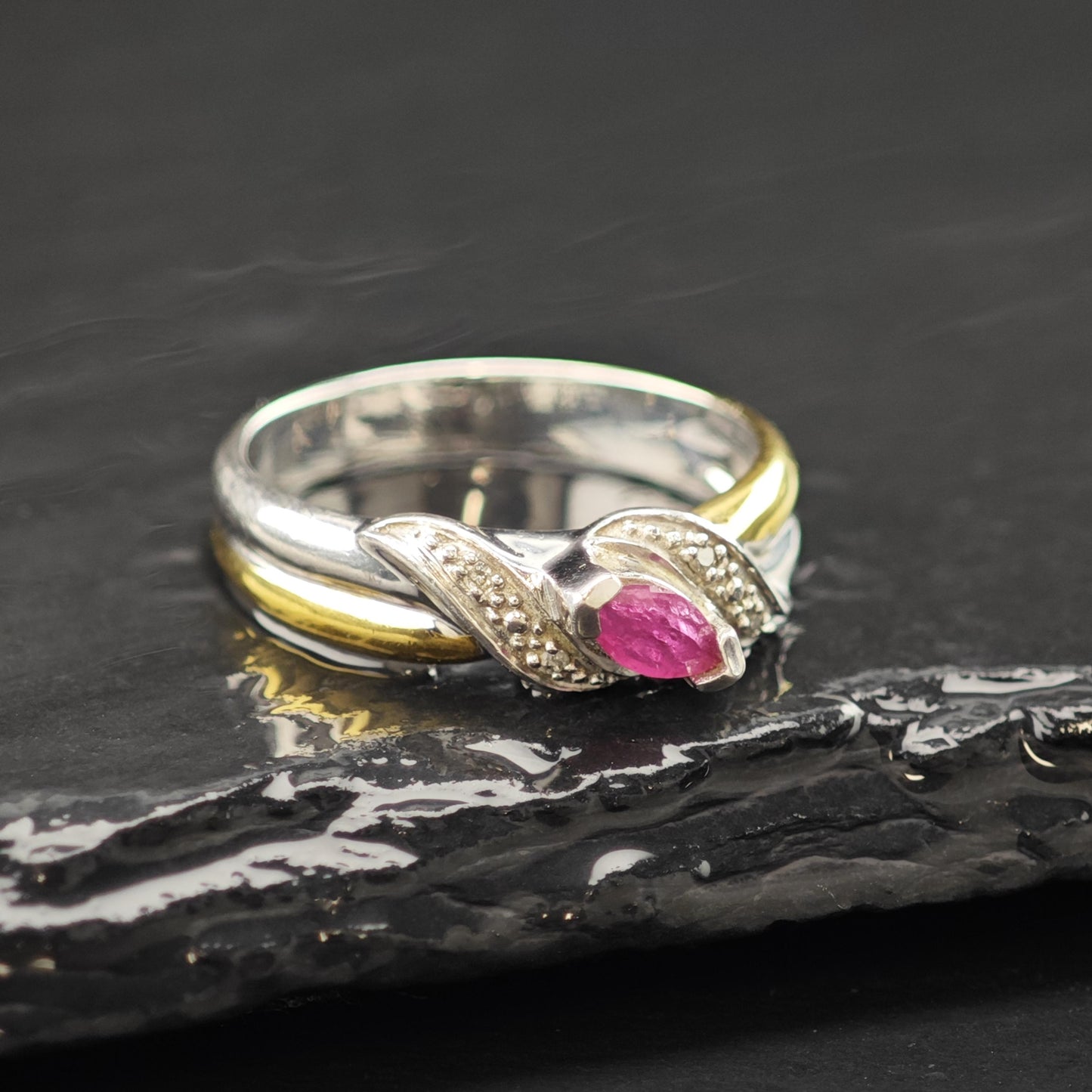 Glass Filled Ruby Gold Plated Accent Ring Sterling Silver Sz 7 3/4 R6231