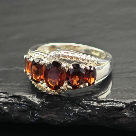 Red Garnet Band Sterling Silver Ring Sz 5 R6739