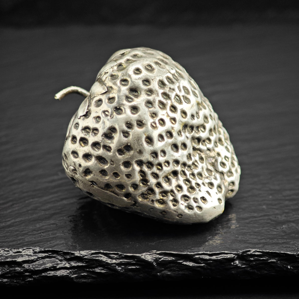 Vintage Silver Strawberry Trinket Sterling Silver MISC0398