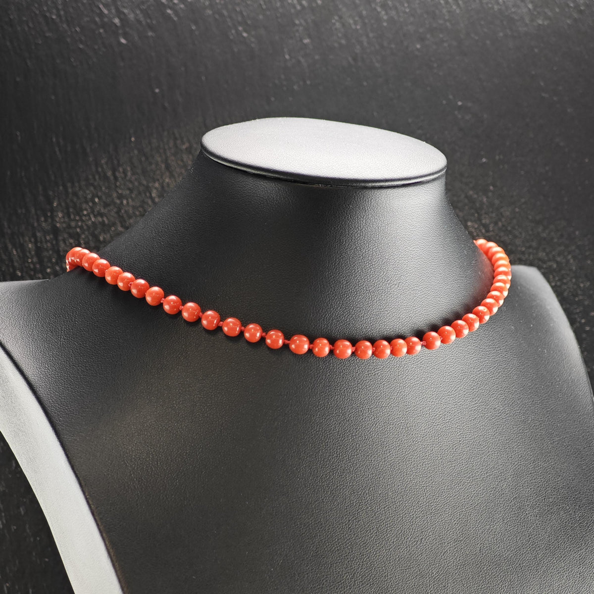 Coral Beads 14K Gold Clasp Beaded Necklace N2775