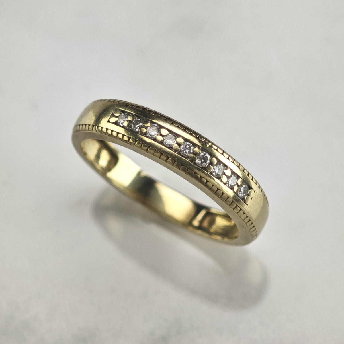 9 Diamond 14K Gold Band 4mm Sz 7 R6791