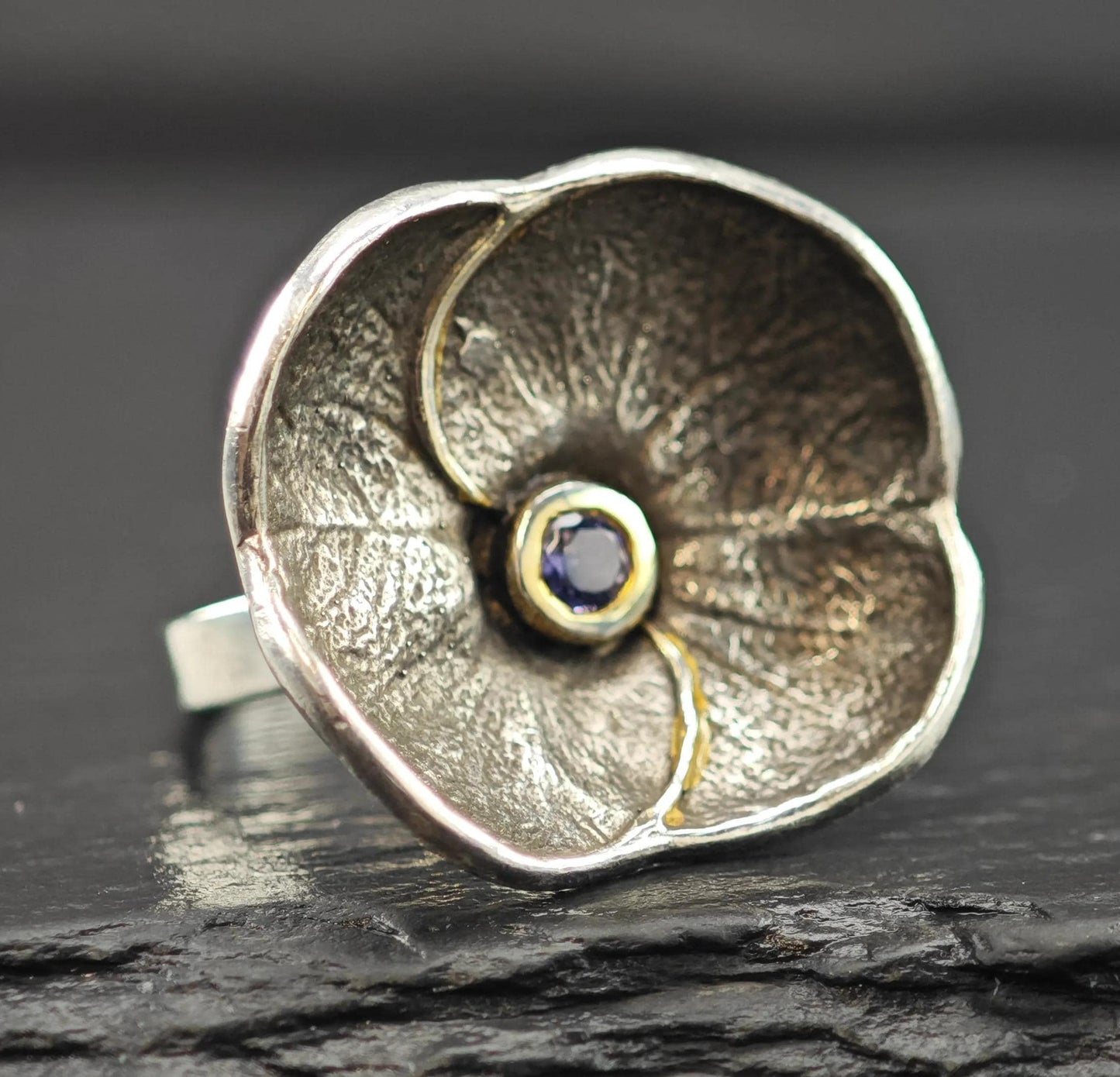 Abstract Flower Amethyst Gemstone Ring Sterling Silver Size 5 1/2 R6032