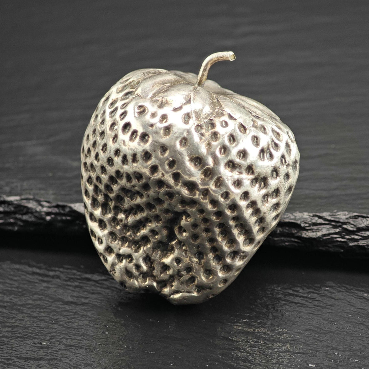 Vintage Silver Strawberry Trinket Sterling Silver MISC0398