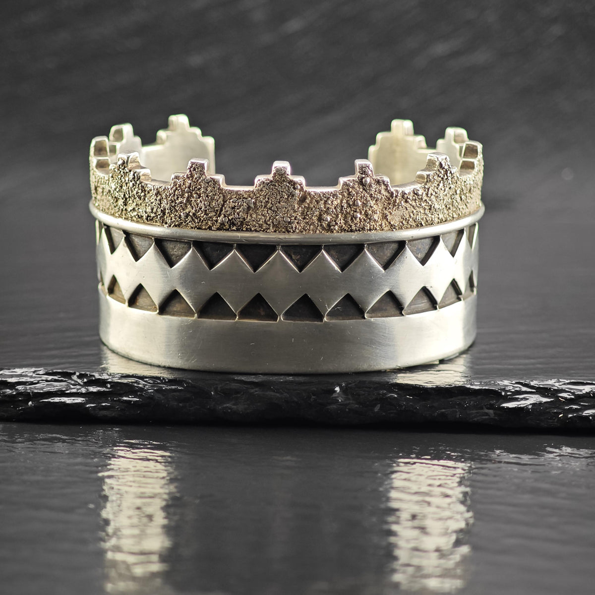 Santo Domingo Overlay Tufa Cast Sterling Silver Cuff Bracelet Sz 6 1/4" BR3186