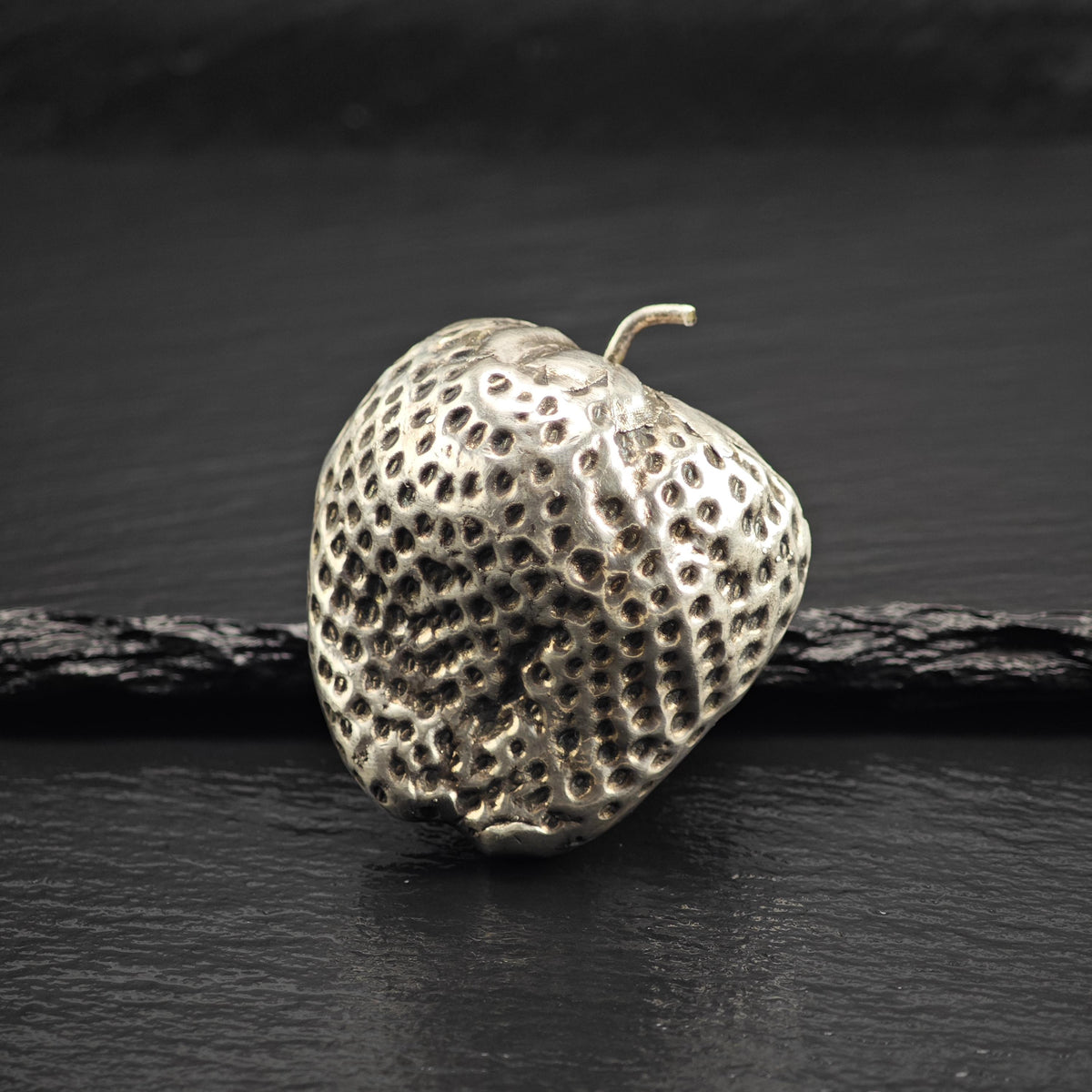Vintage Silver Strawberry Trinket Sterling Silver MISC0398