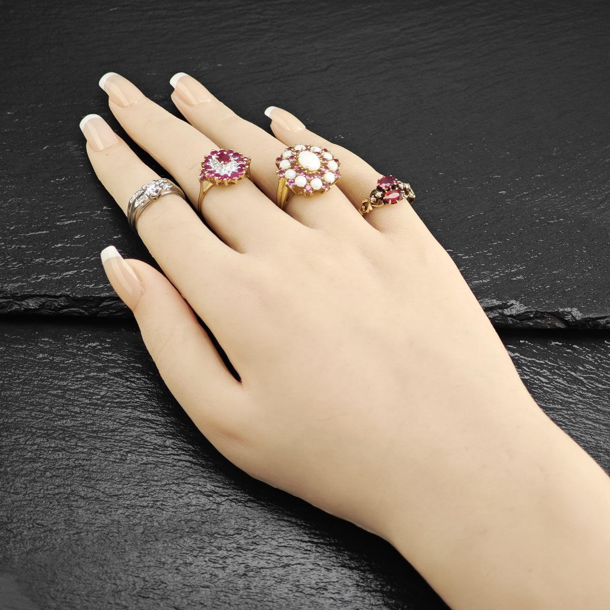 Genuine Ruby & Diamond Cluster 10K Gold Ring Sz 7 R6769