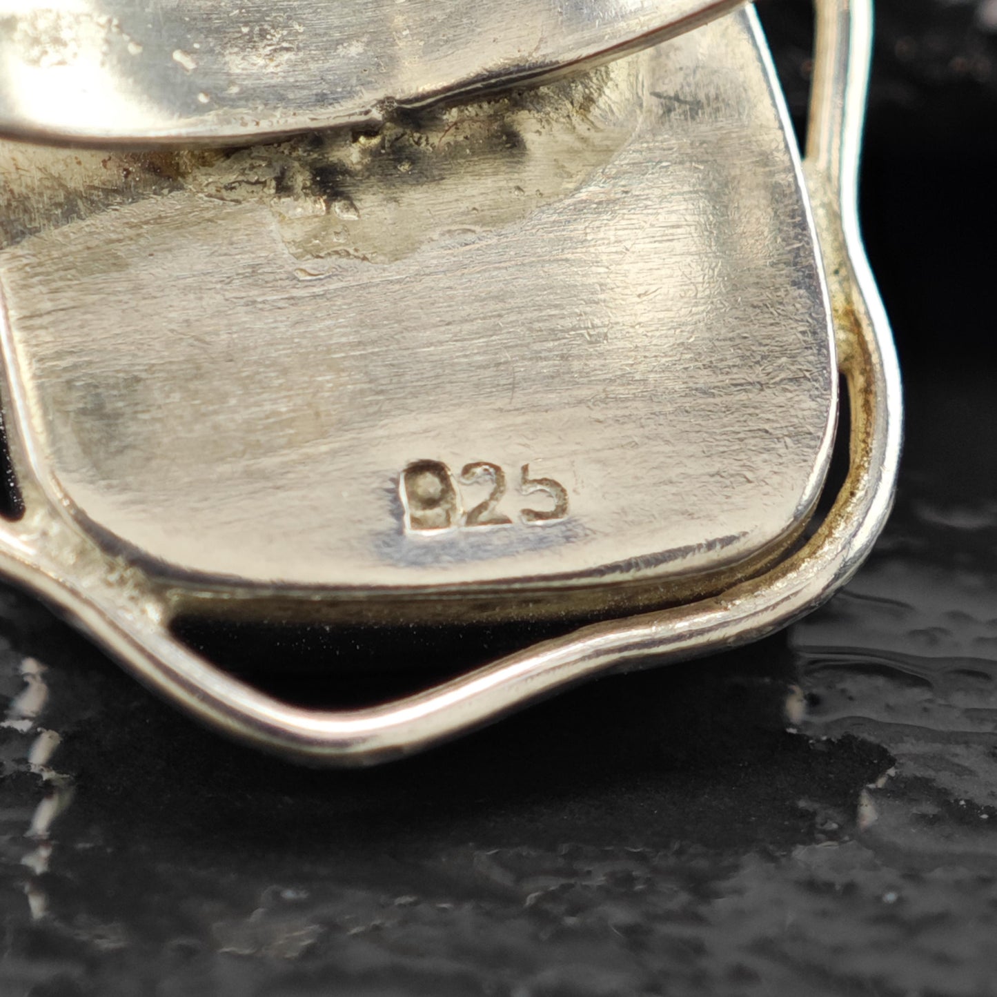 Sterling Silver Ring: Sea Glass Centerpiece - Vintage Style Size 8