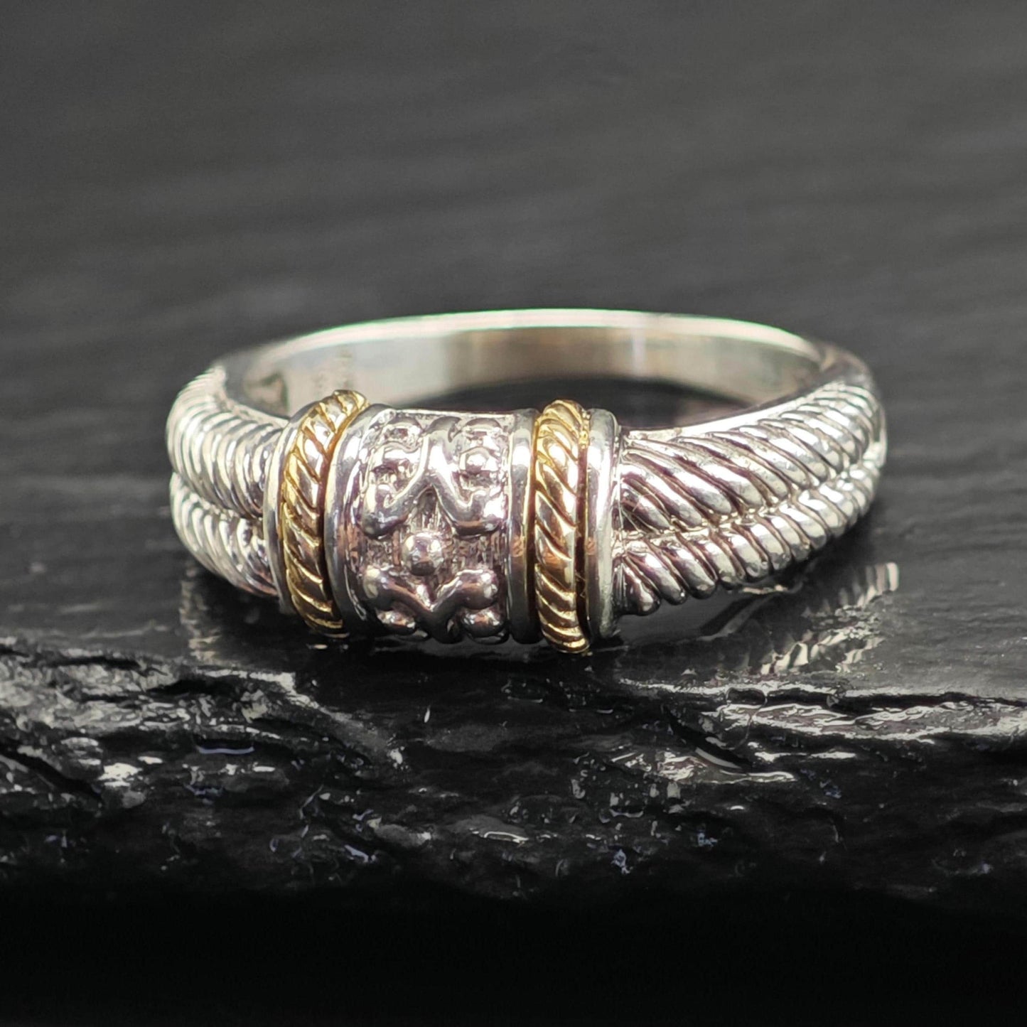 14K Gold Accent Band Sterling Silver Ring Sz 7 R6741