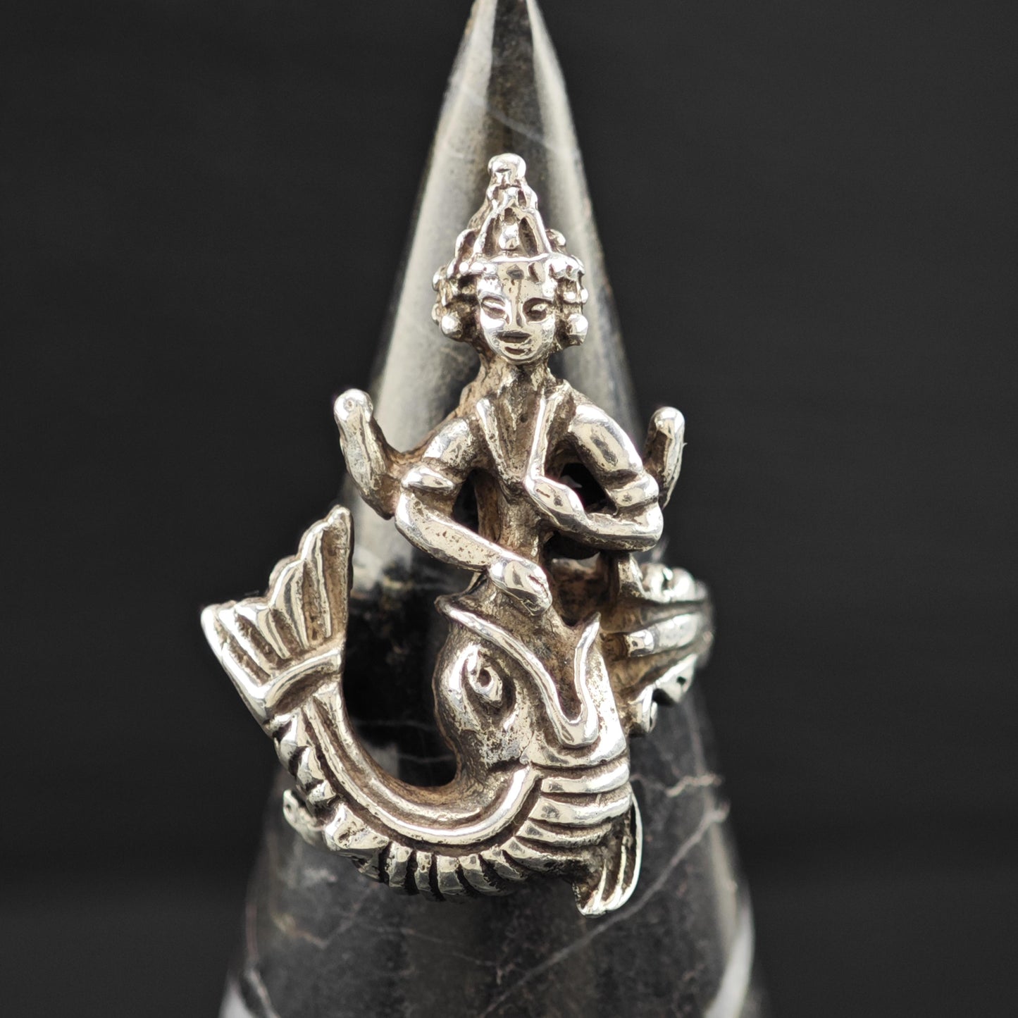 Thai Goddess Silver Ring Sterling Size 6 Statement Jewelry R6089