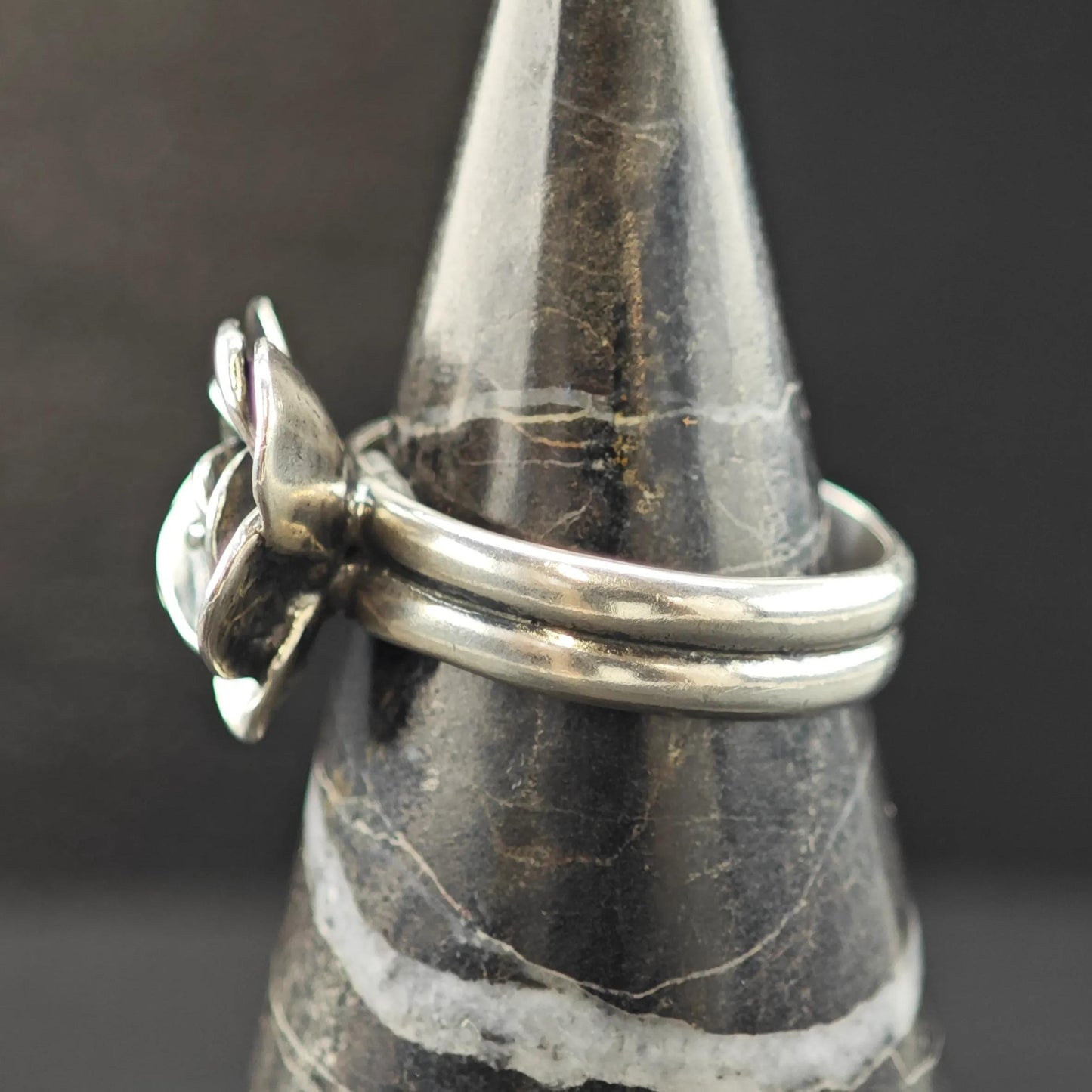 Flower Ring Sterling Silver Silpada Size 8 1/4 R6025