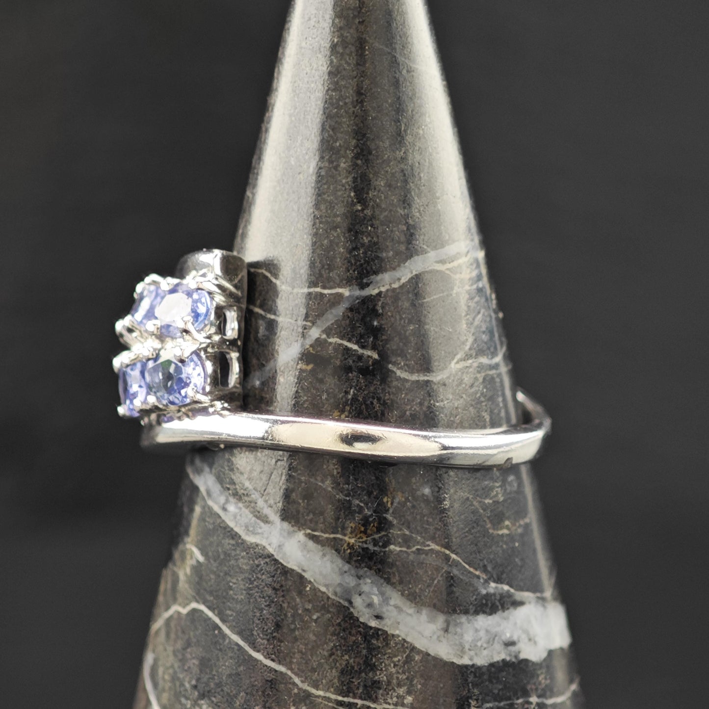 Gemstone Ring Sterling Silver Classic Style Size 8 R6237