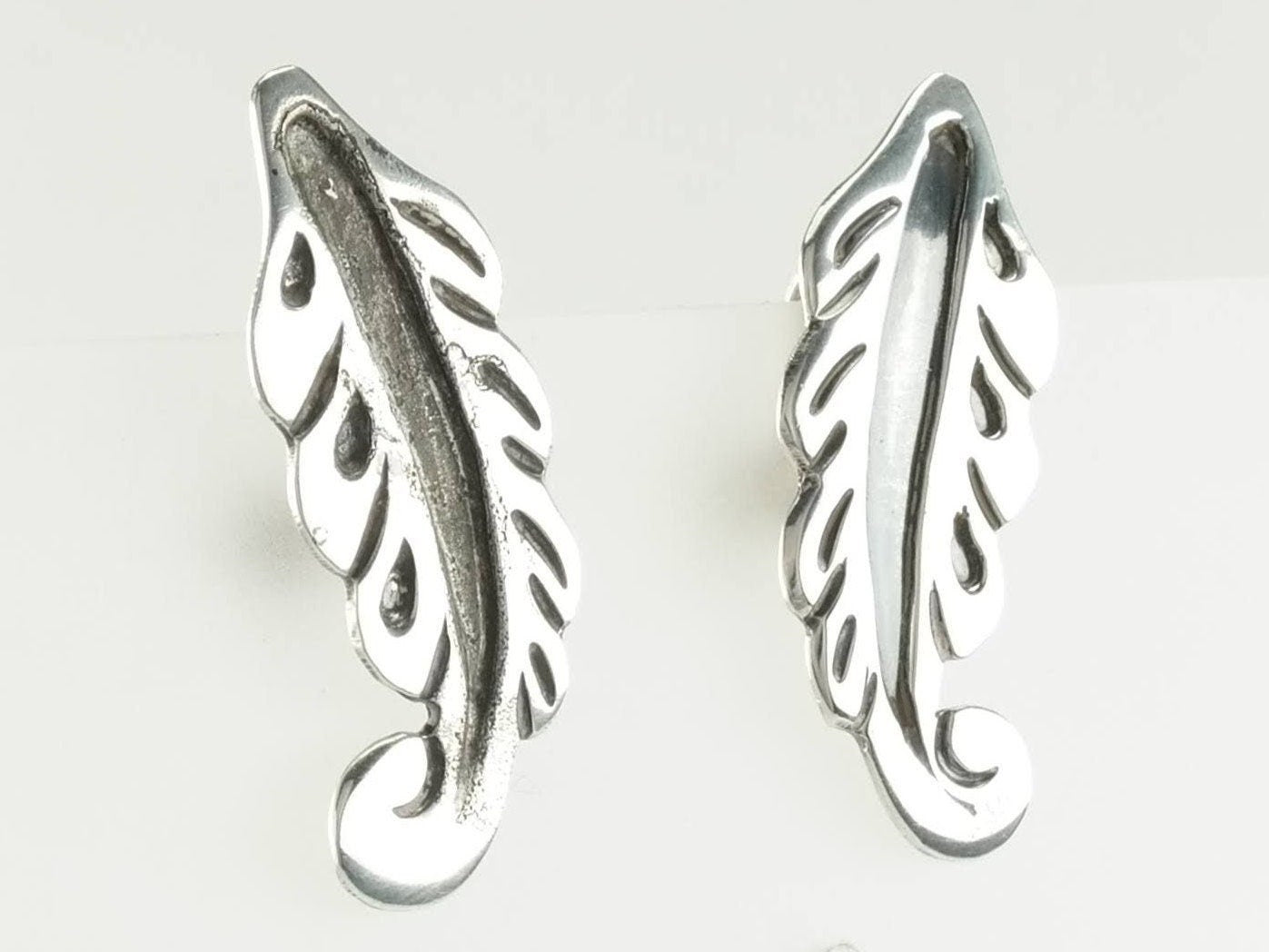 Southwest Sterling Silver Feather Earrings Screw Back