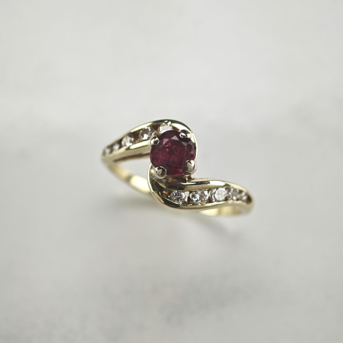 Lab Ruby & Diamond 14K Gold Ring Sz 5 1/4 R6803
