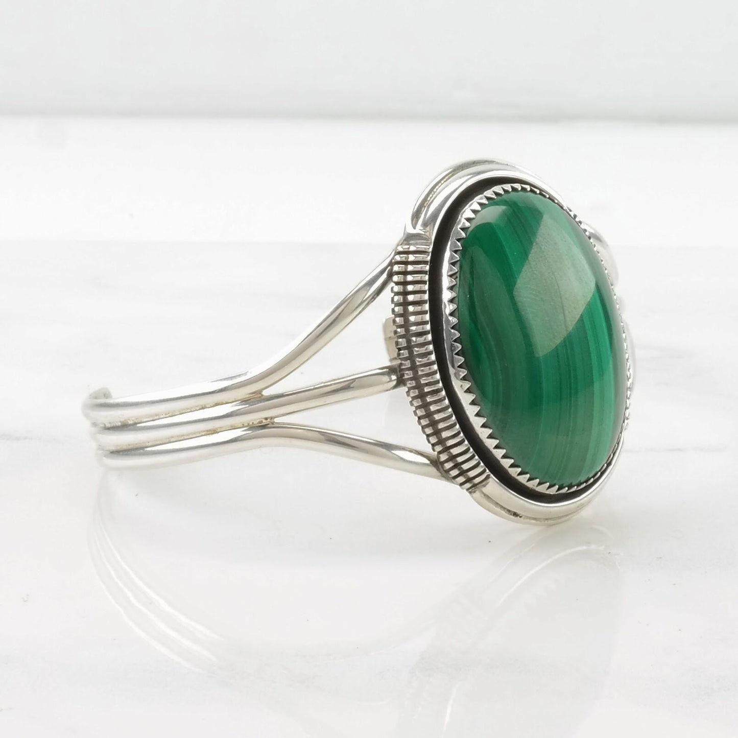 Native American Sterling Silver Cuff Bracelet Green Malachite