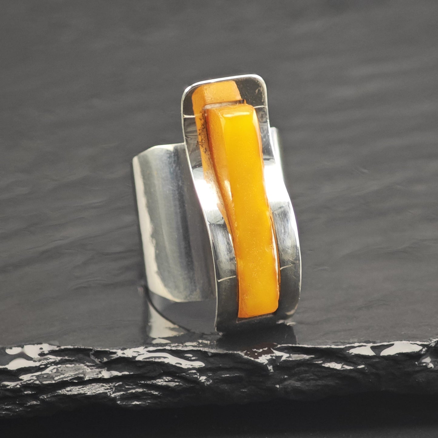 Modernist Butterscotch Amber Ring Sterling Silver Open Band Sz 8 R6683