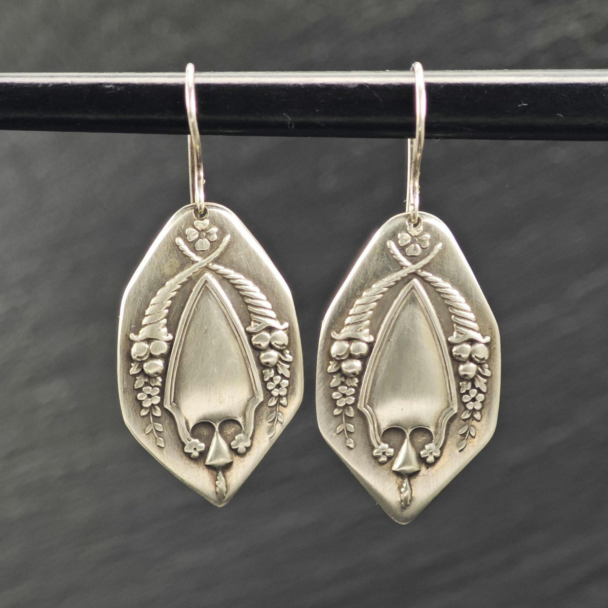 Art Nouveau Sterling Silver Dangle Earrings ER3204