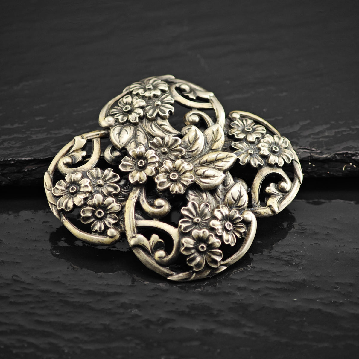 Norseland Floral Sterling Silver Brooch B2250