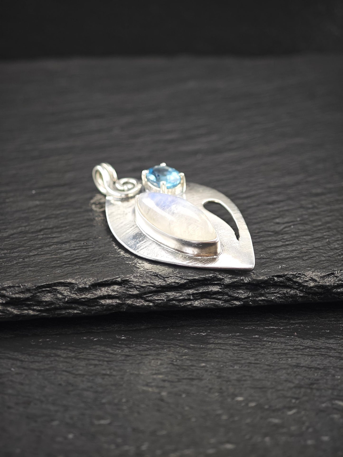 SJ Moonstone, Topaz Pendant Sterling Silver P2712