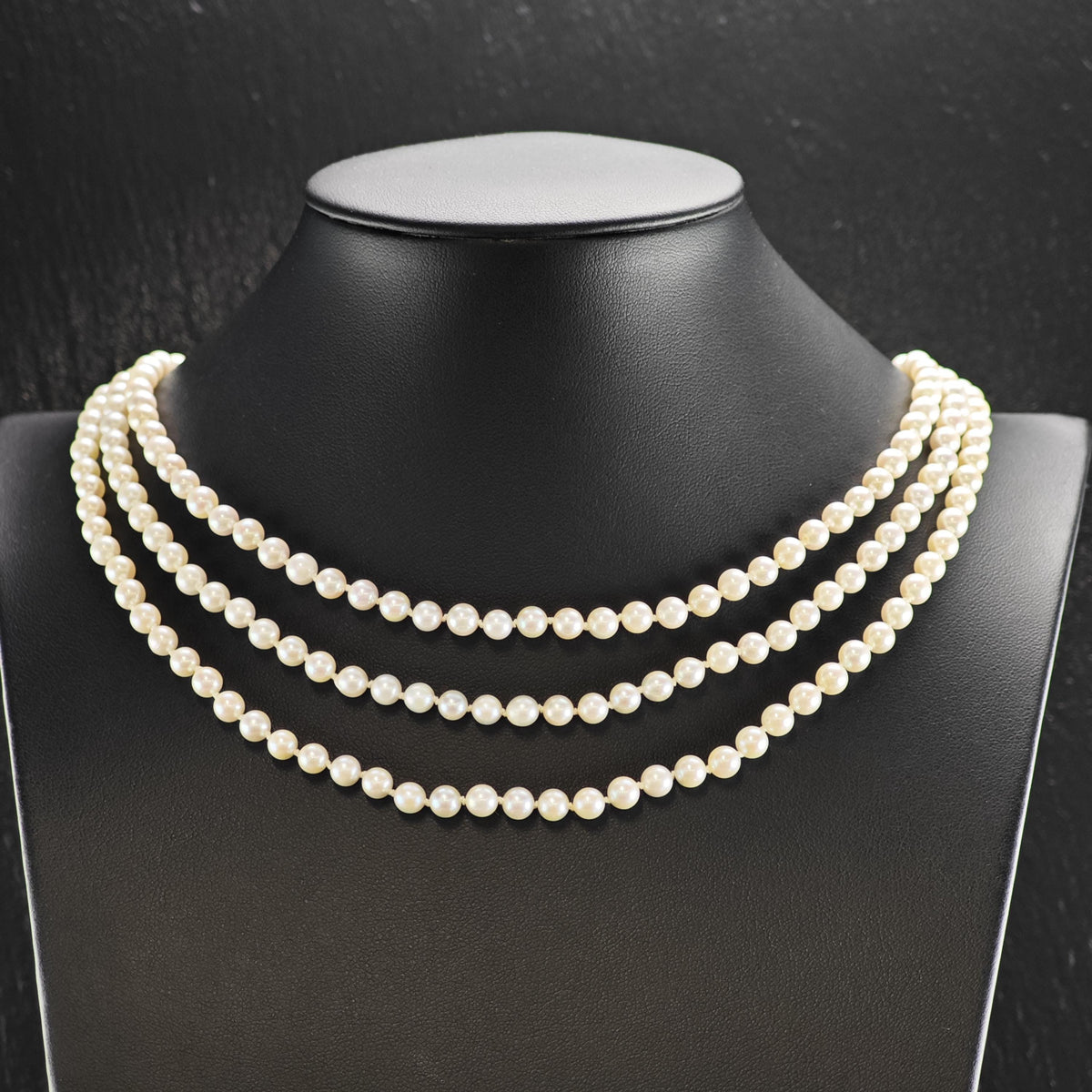 5mm White Pearl Tri-Strand 14K Gold Clasp Beaded Necklace N2776