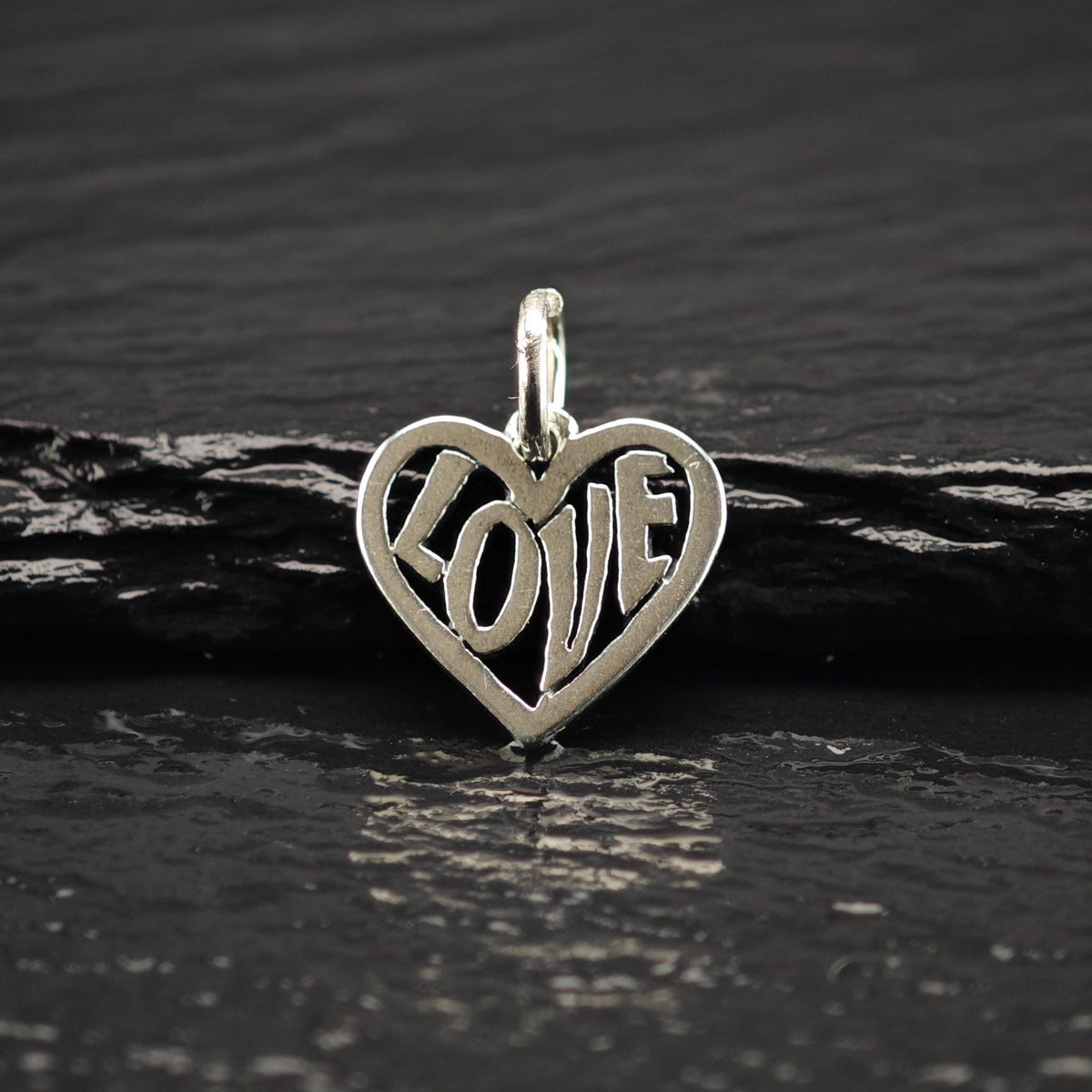 Vintage James Avery Sterling Silver Love Heart Charm P3174