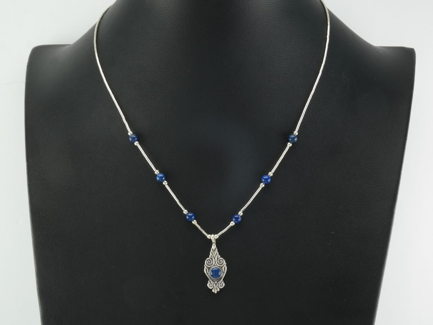 Southwest Sterling Silver Blue Lapis Lazuli Beaded Necklace