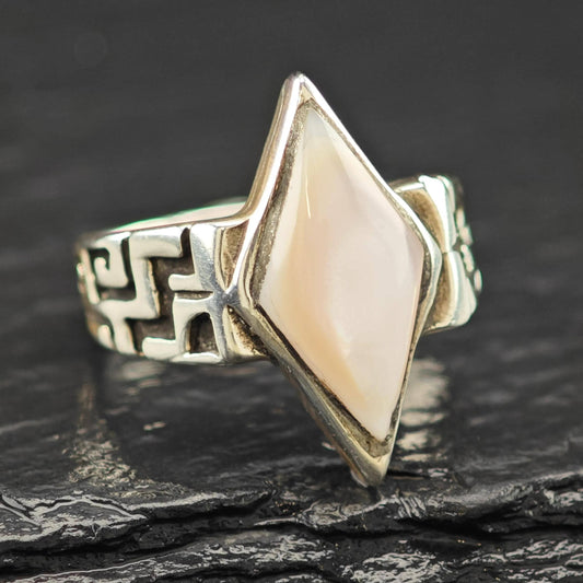 Diamond Shape Pink Mother Of Pearl Ring Sterling Silver Sz 6 1/4 R6093