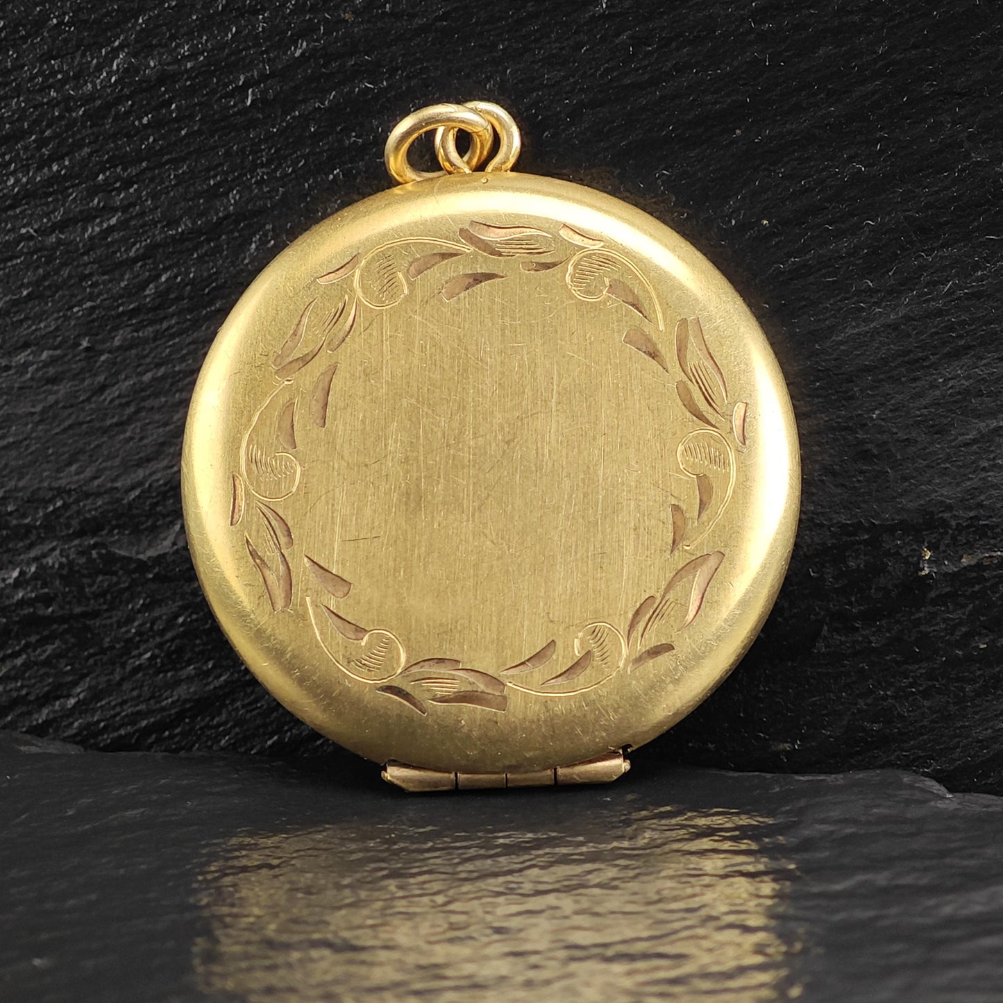 Mid Century Gold Filled Round Locket Pendant P3027