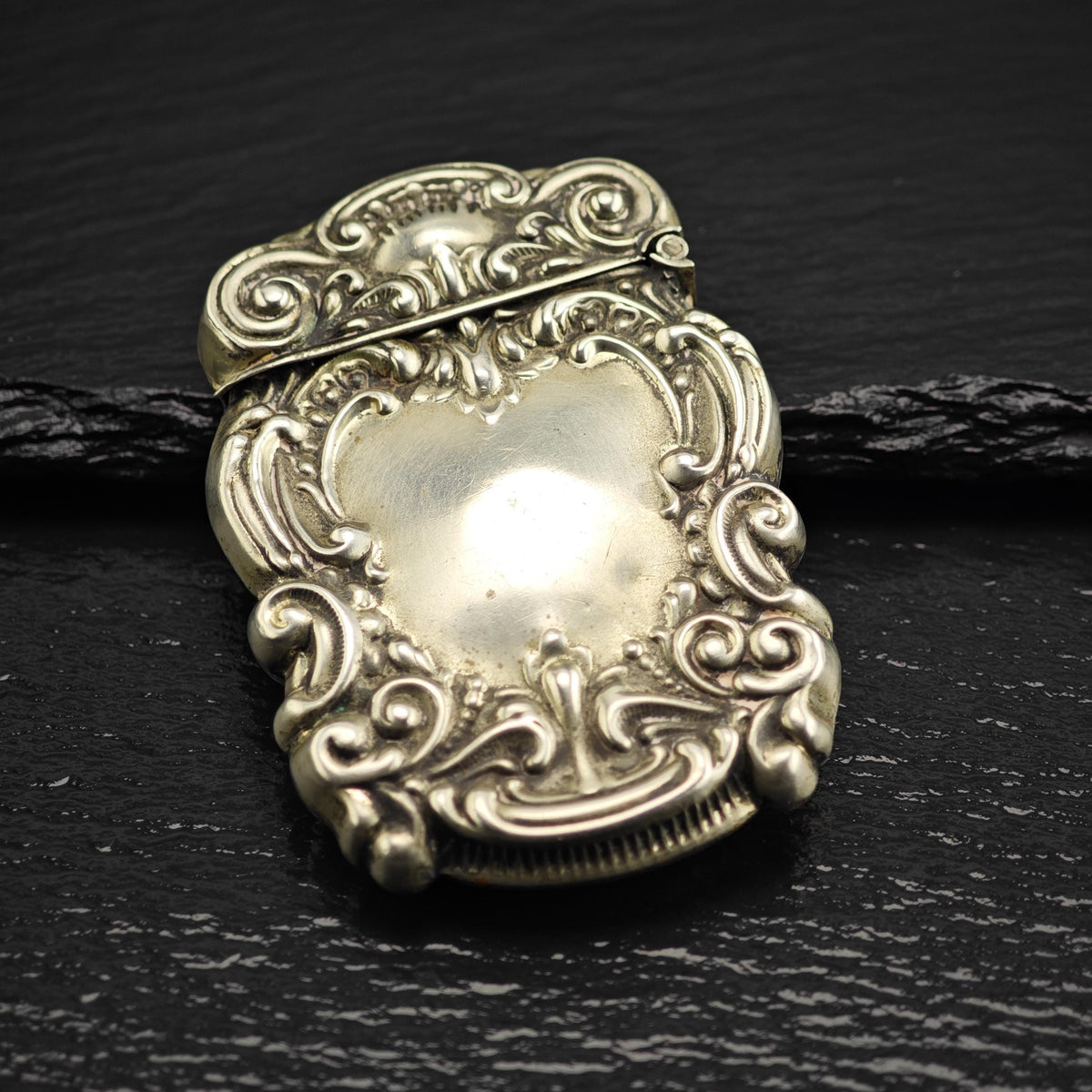 AS IS Art Nouveau Repousse Sterling Silver Match Case MISC0393