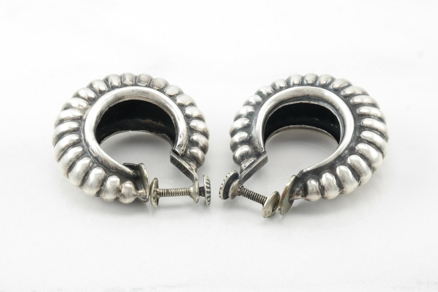 Vintage Taxco Oxidized Scalloped Screw Back Hoop Earrings Sterling Silver