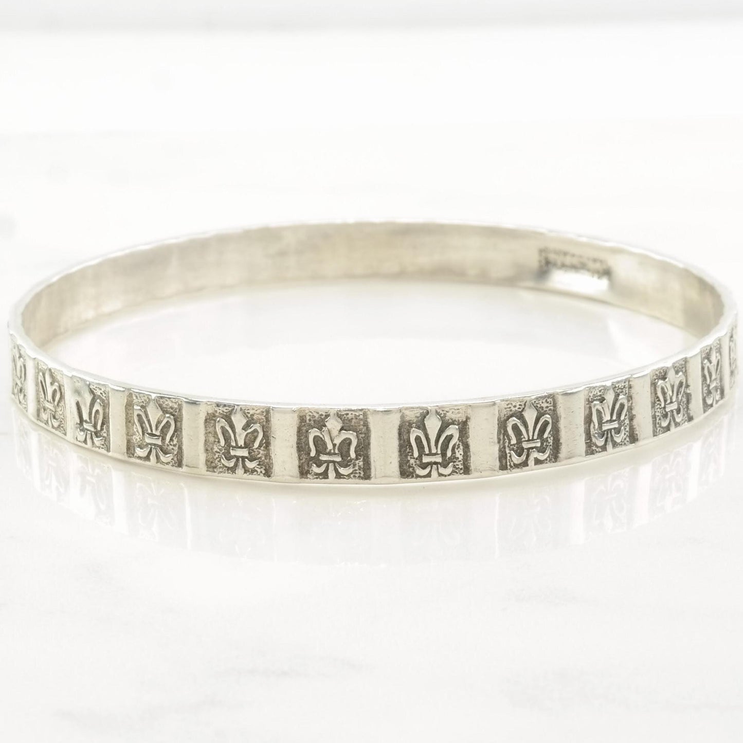 Danecraft Sterling Silver Bangle Bracelet Fleur De Lis