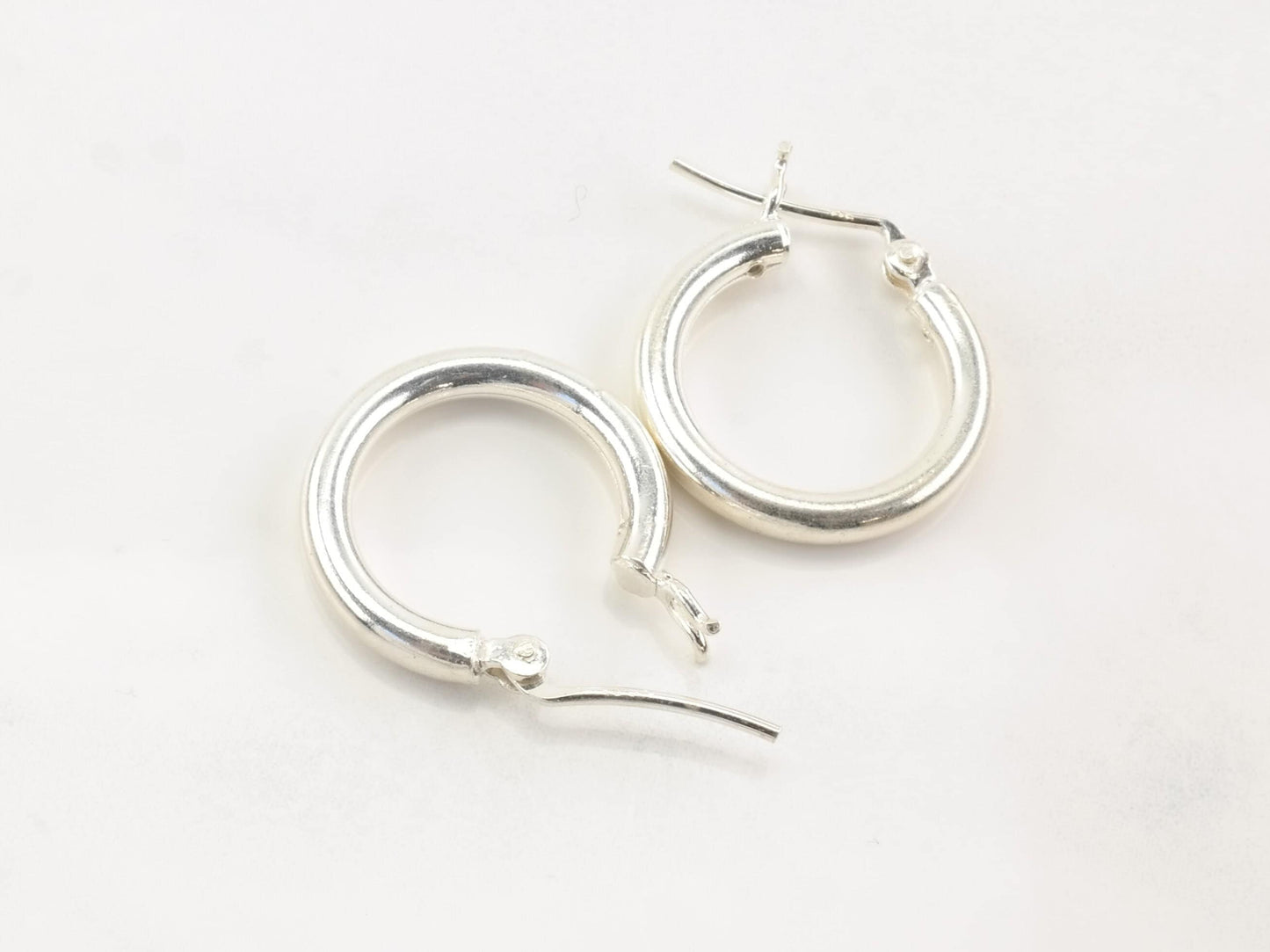 3/4 inch Silver Hoop Earrings, 3mm, Sterling