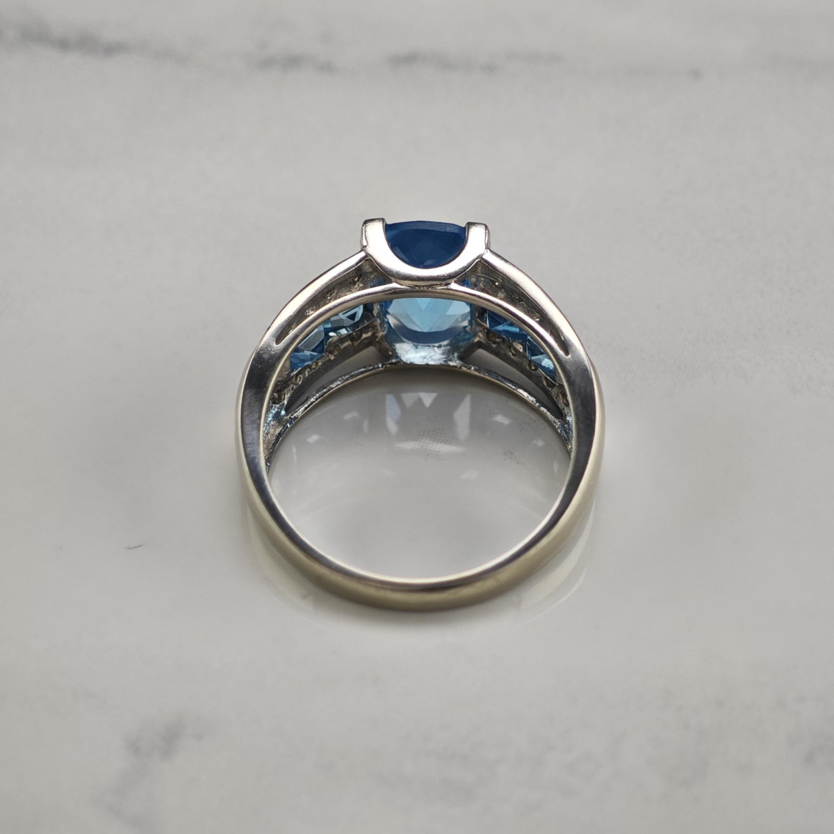Designer Topaz & Diamond 14K White Gold Ring Sz 7 R6793