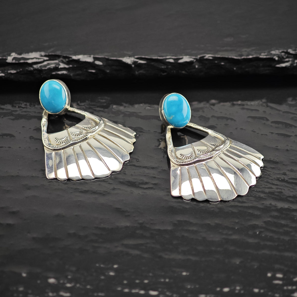 Running Bear Turquoise Fan Sterling Silver Dangle Stud Earrings ER3213