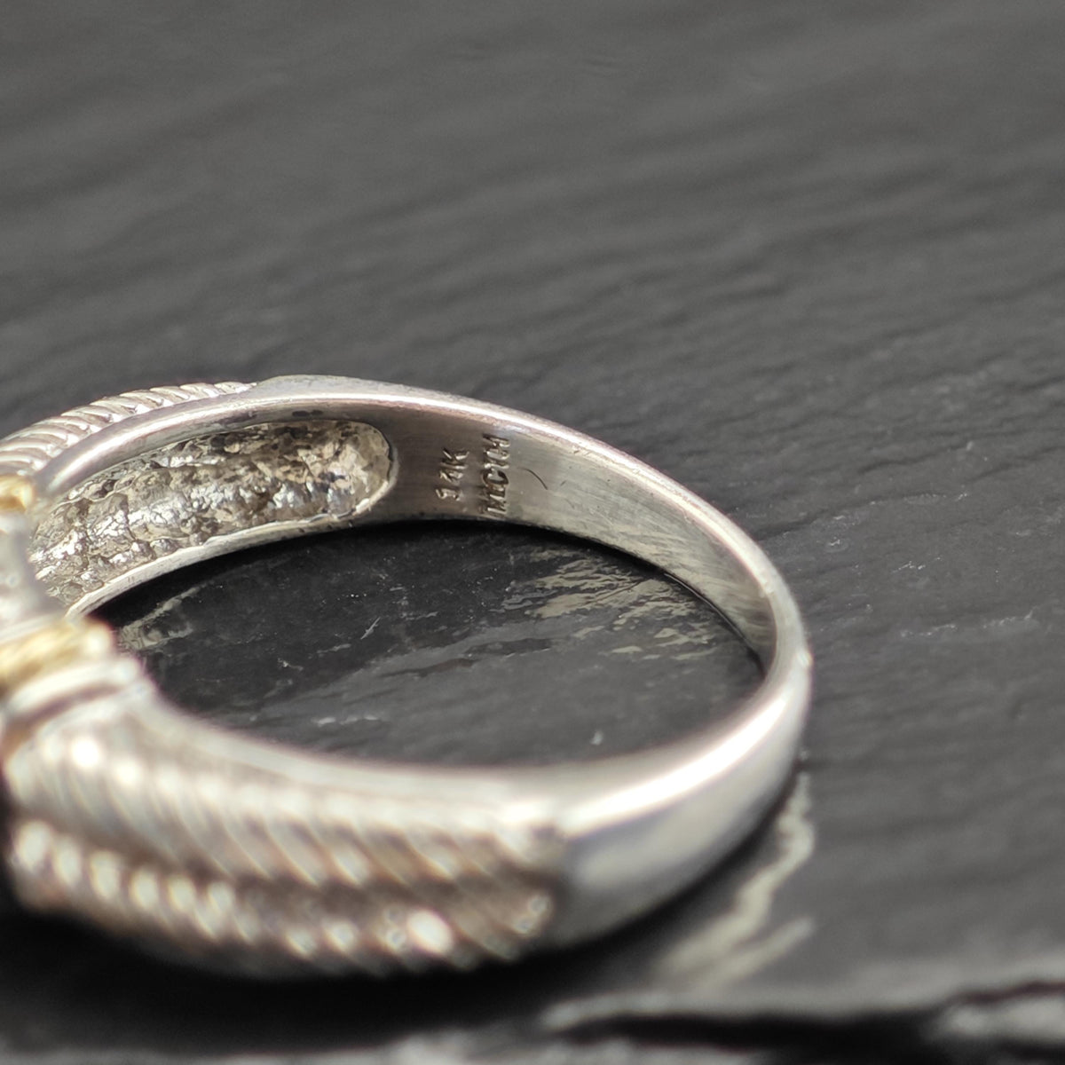 14K Gold Accent Band Sterling Silver Ring Sz 7 R6741