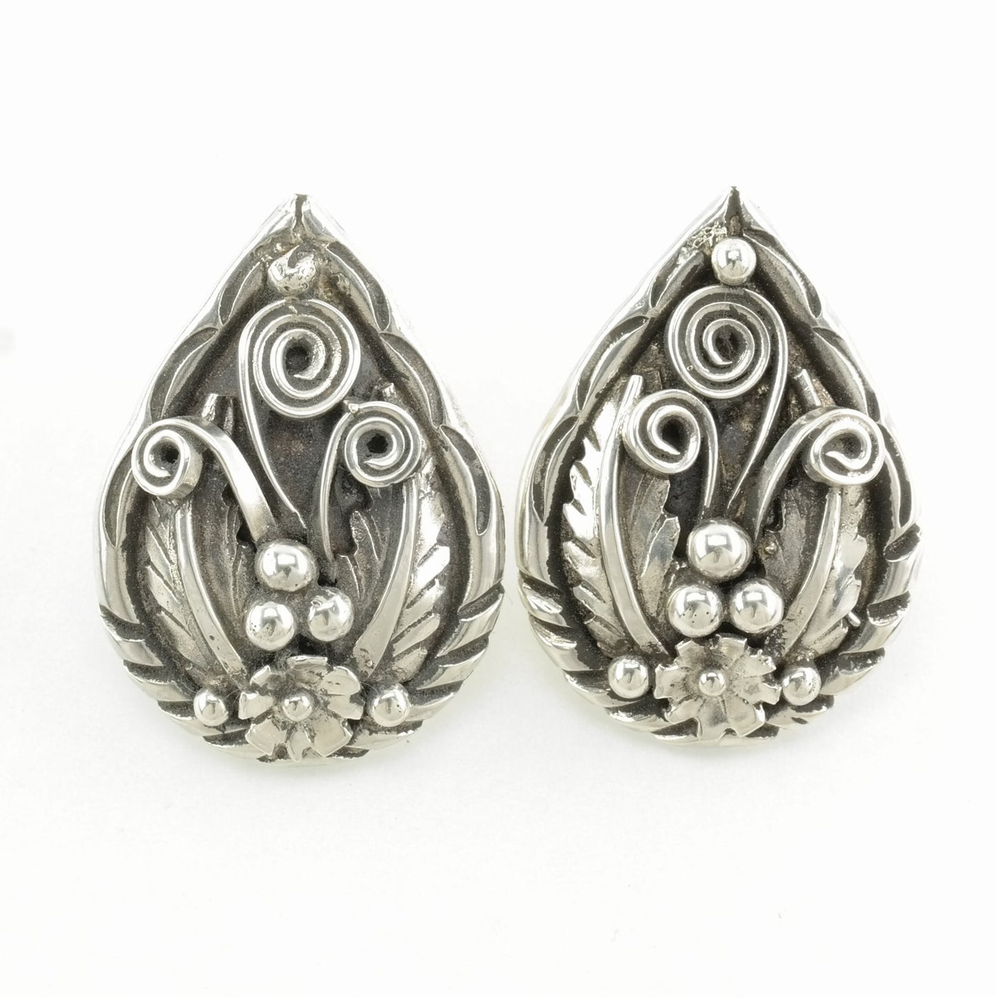 Native American Sterling Silver Floral Feather Earrings Stud