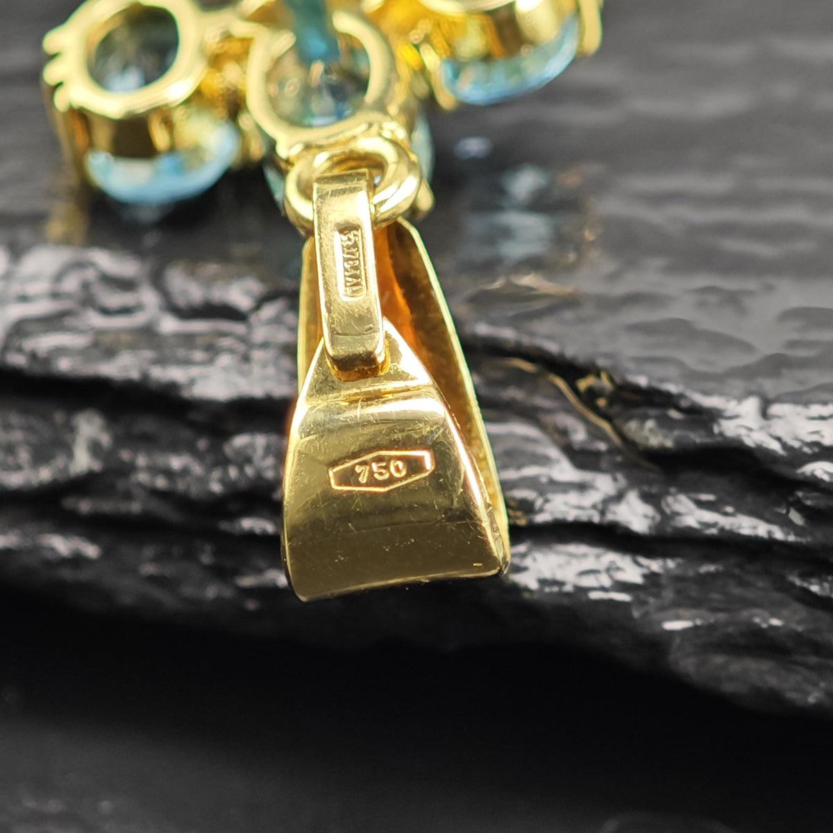 Topaz 18K Italy Gold Cross Pendant P3109