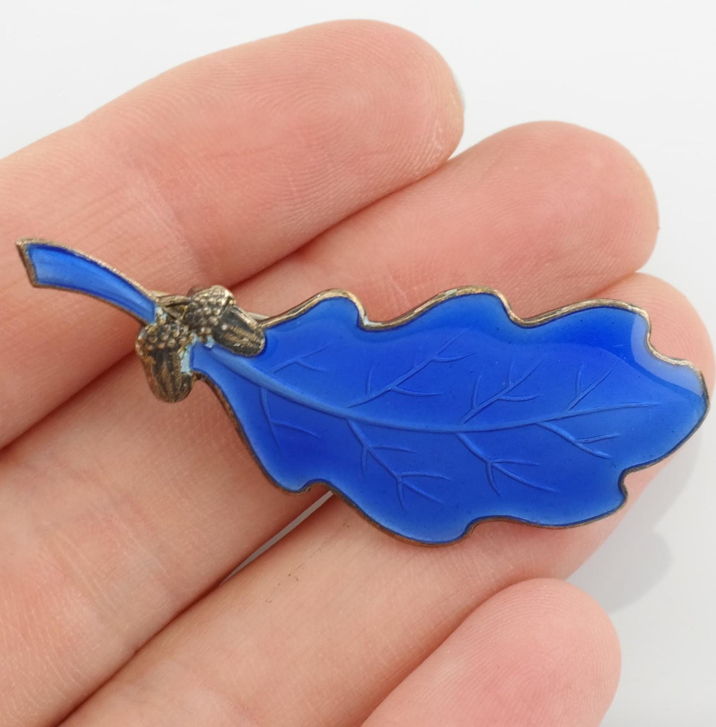 Art Nouveau Sterling Silver Brooch Enamel Leaf