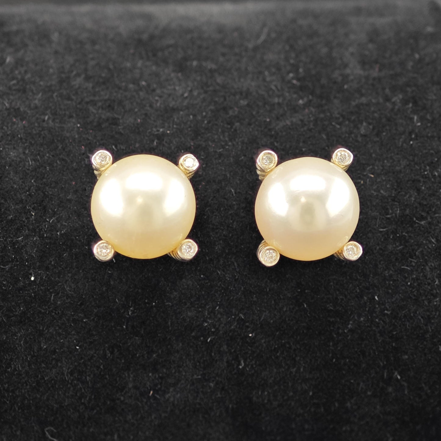 Vintage David Yurman White Pearl, Diamond 14k Gold Post Sterling Silver Stud Earrings