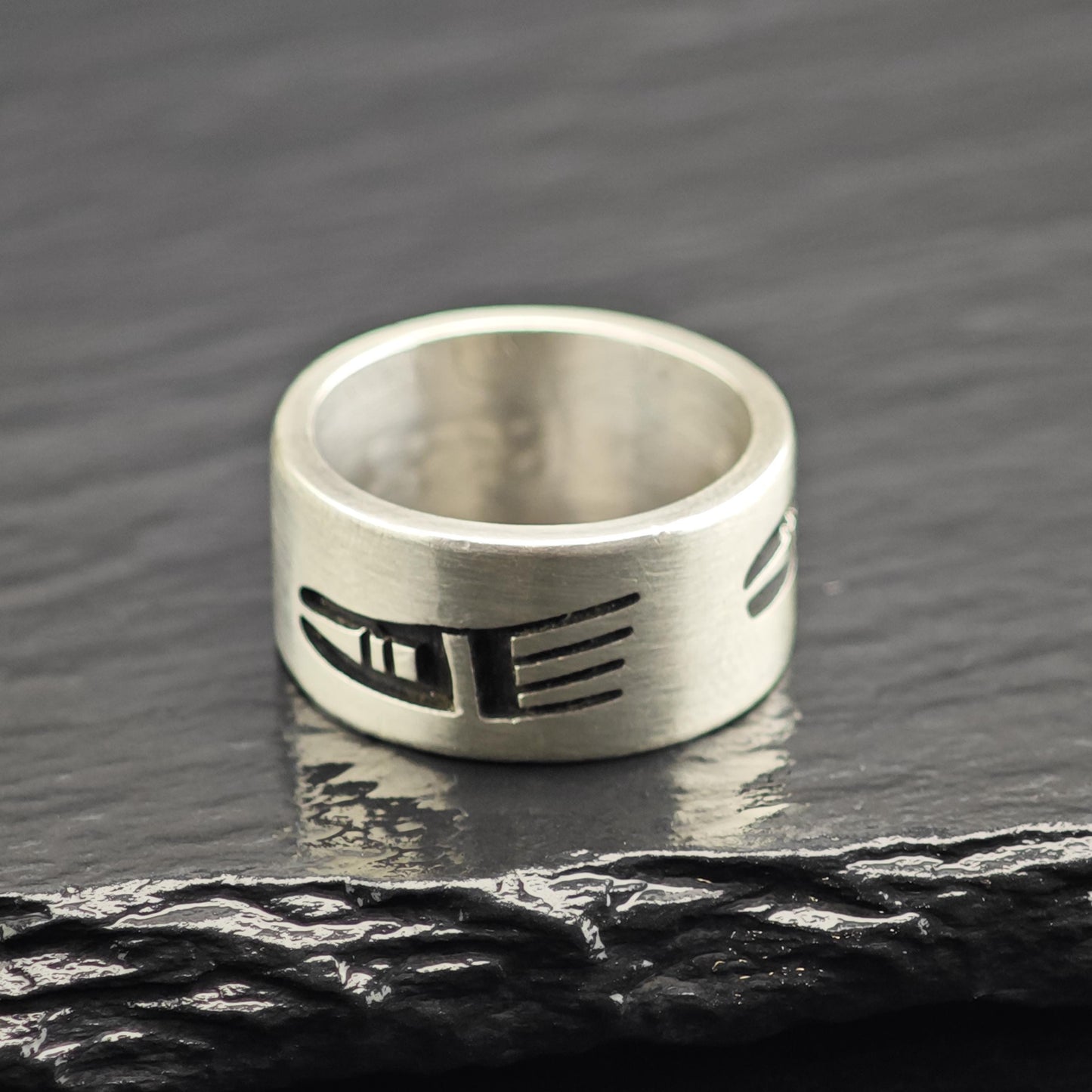 Hopi Bear Overlay Band Sterling Silver Ring Sz 5 3/4 R6691