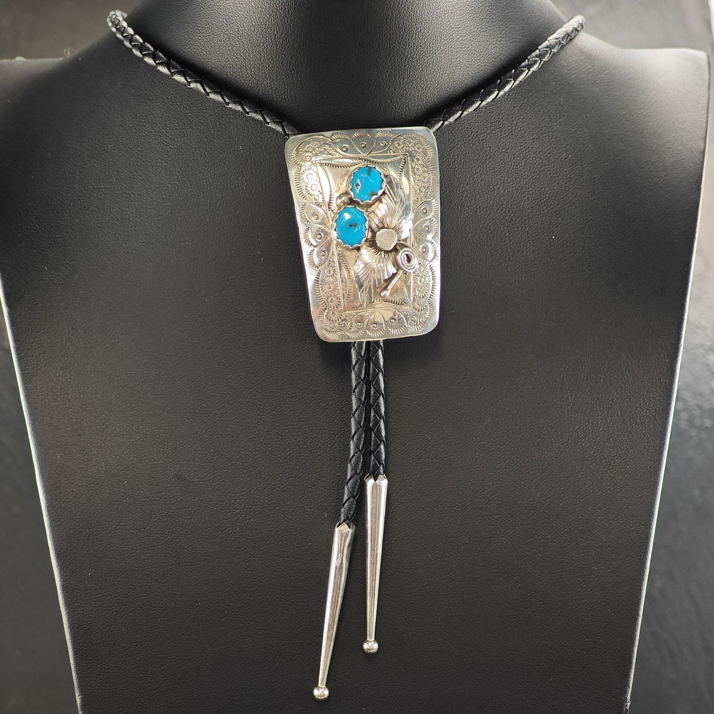 Vintage Native American Turquoise Sterling Silver Bolo Tie N2718