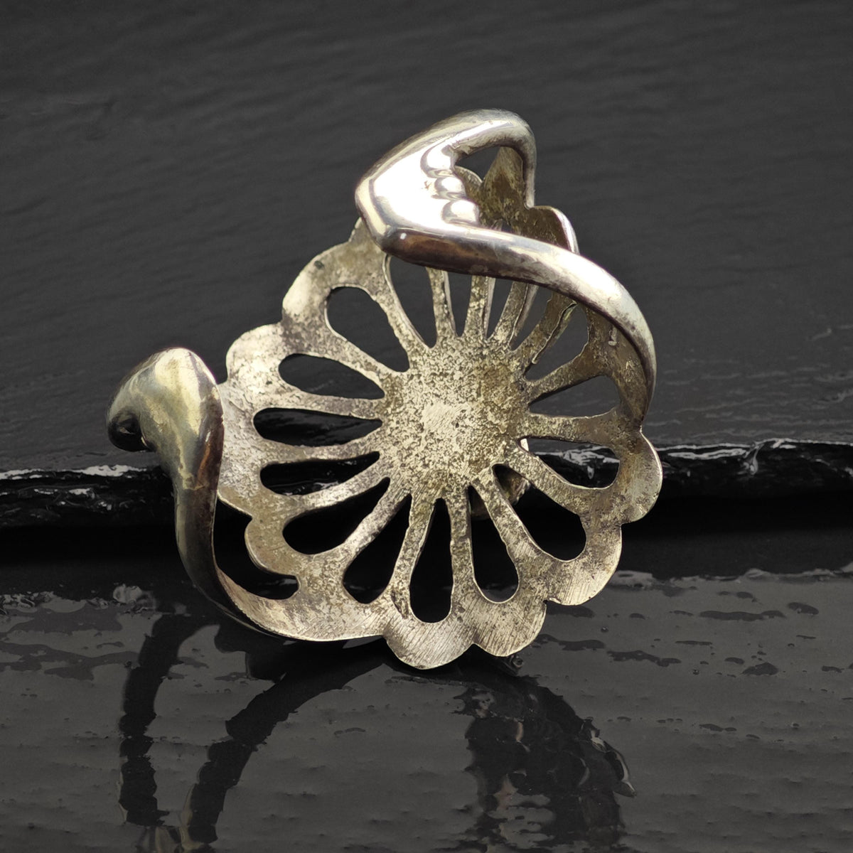 Vintage Native American Turquoise Sand Cast Flower Sterling Silver Cuff Sz 5 3/4" BR3127
