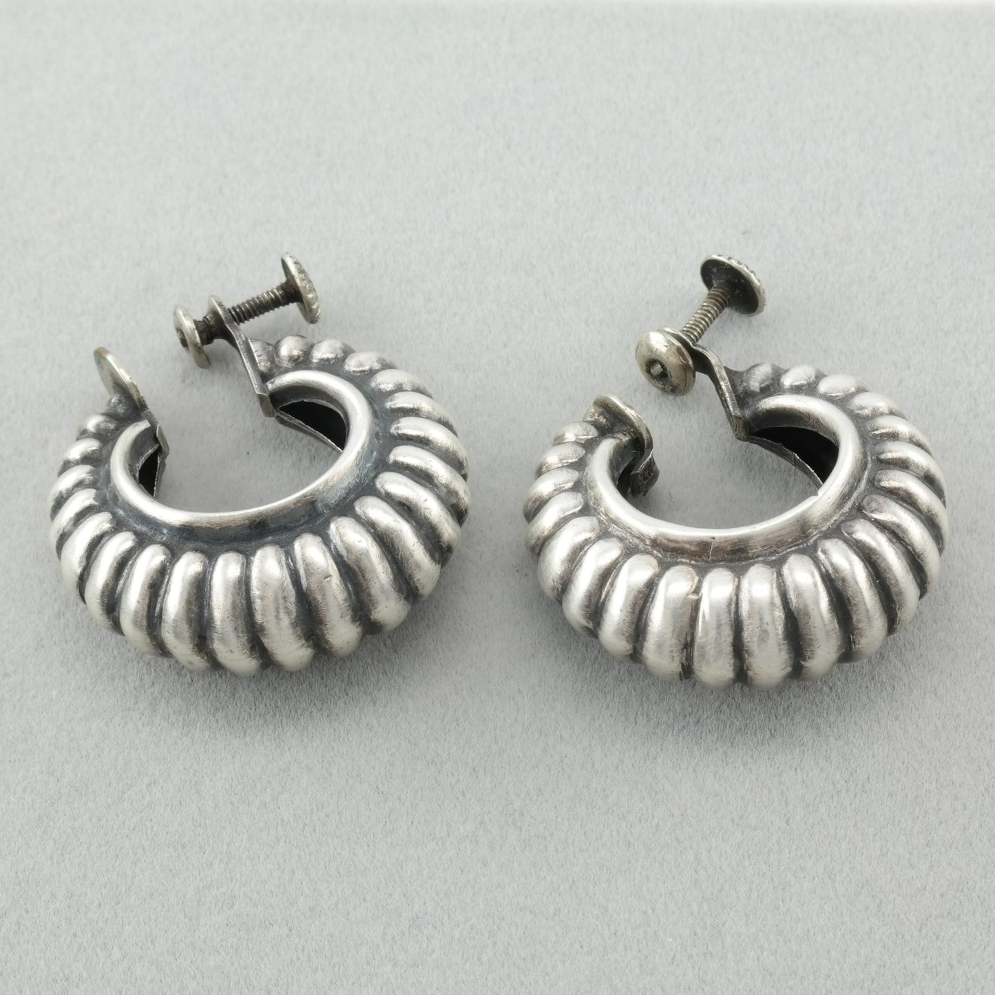 Vintage Taxco Oxidized Scalloped Screw Back Hoop Earrings Sterling Silver